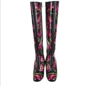 Dolce and Gabbana 38.5 All Weather Patent  Boots!